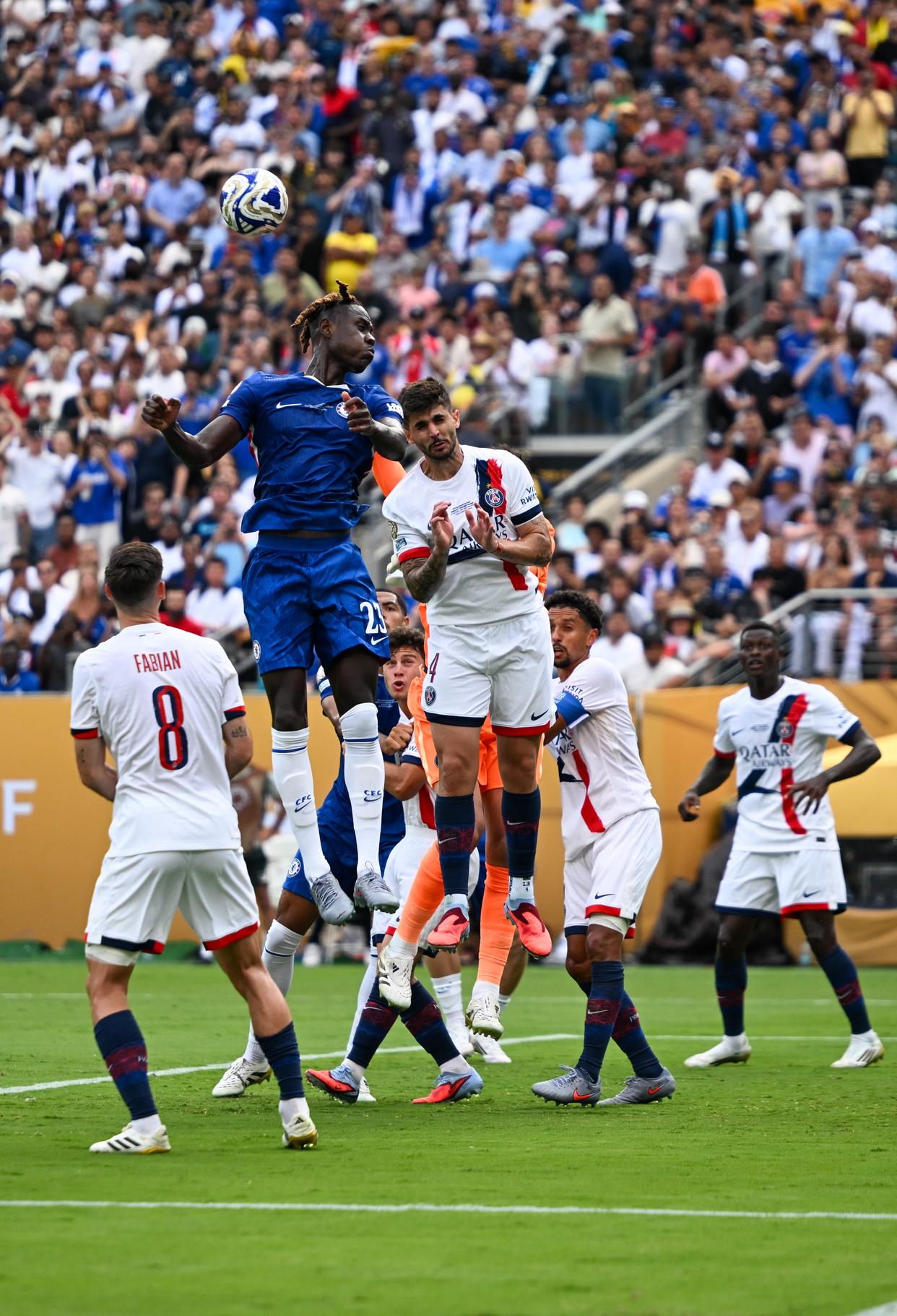 蜂鸟电竞- 今晚切尔西状态回暖：德国杯节点到来，震撼外界，临场指挥获称赞