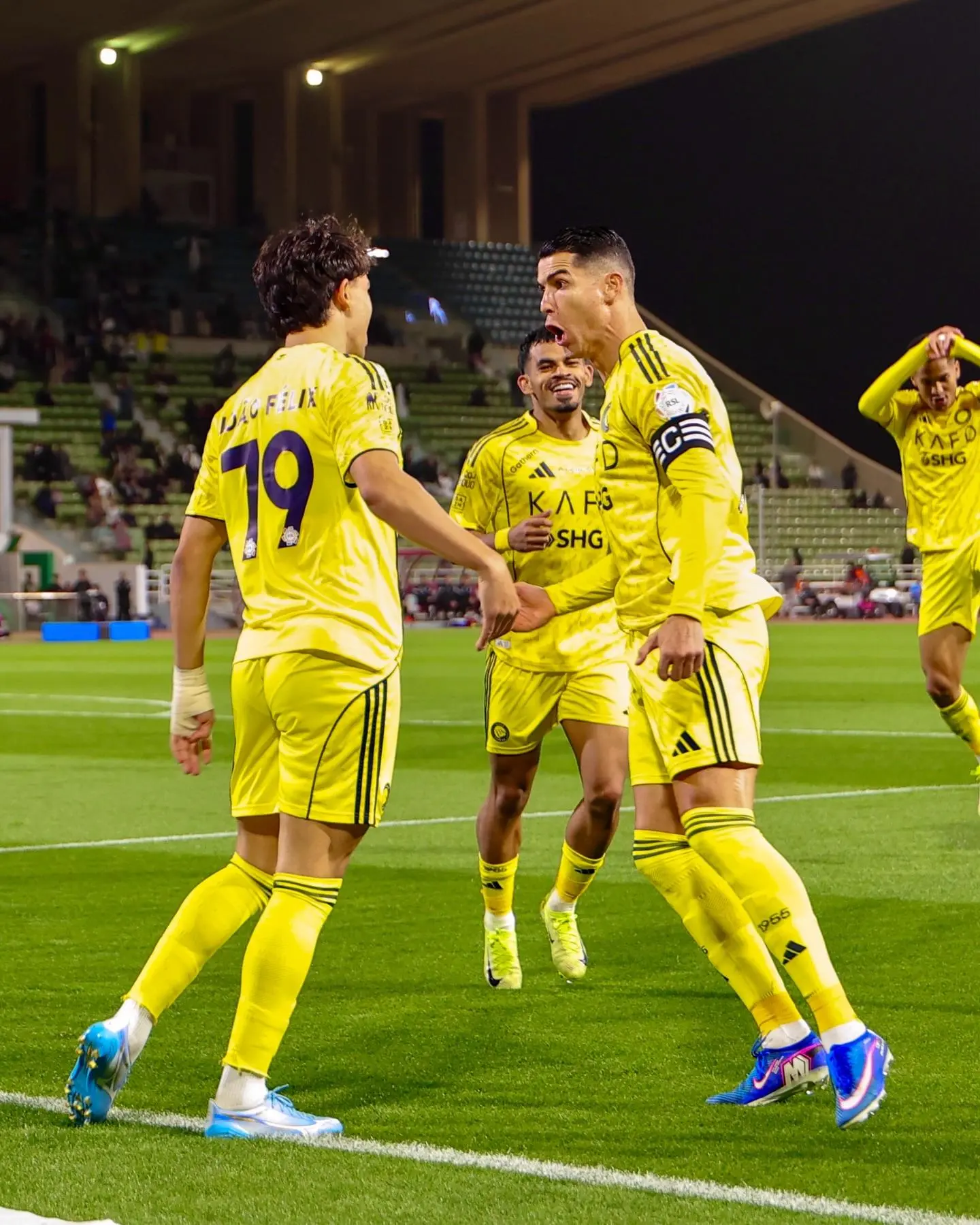 蜂鸟电竞-C罗新星赛况扑朔迷离表现惊艳，德国队未来可期！的简单介绍