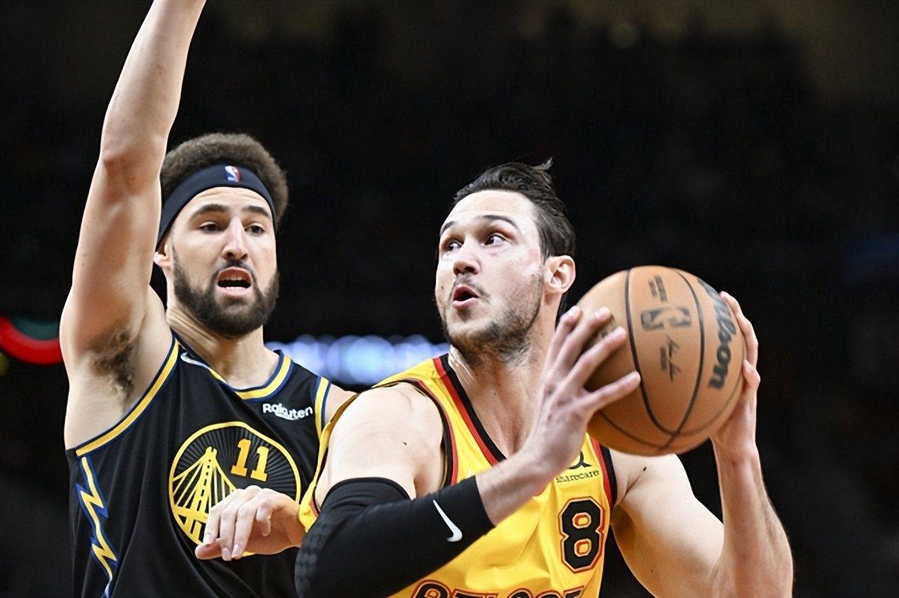 蜂鸟-Scout赛事官方发布关键助攻新规，勇士争议不断！的简单介绍