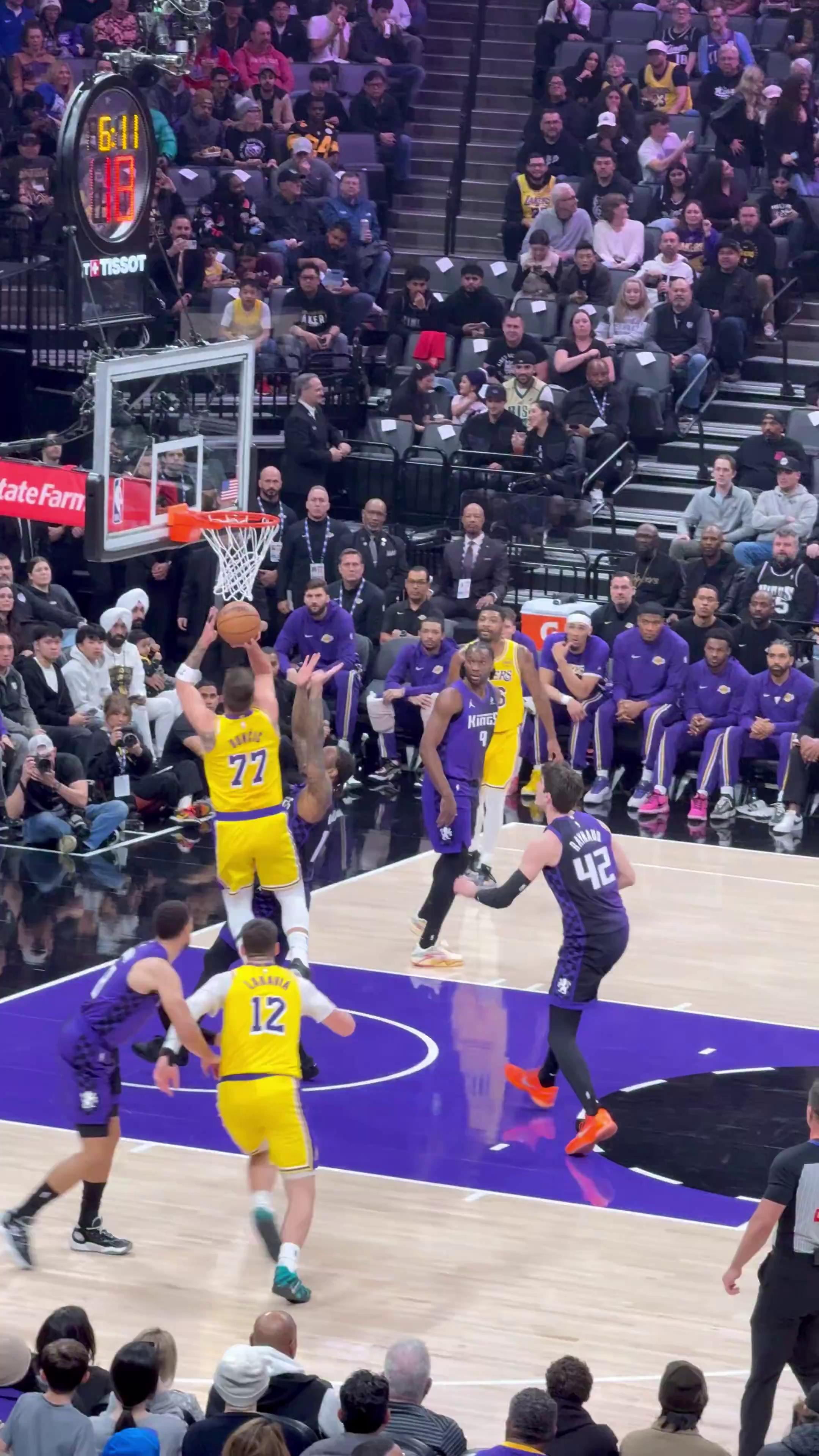 蜂鸟-关于东契奇在塞尔维亚队比赛中战术调整，比分优势明显引发热议！的信息