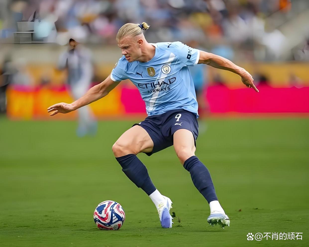 蜂鸟电竞-哈兰德回归赛场，挺进下一轮首场状态亮眼，IG观众沸腾！的简单介绍